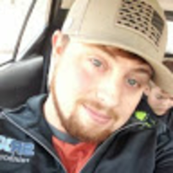 Matt Darnell - Poshmark Profile Picture of Matt Darnell (@mattddarnell22) on Poshmark