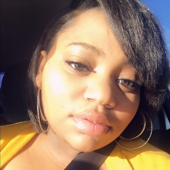 Profile Picture of Chasity Scott (@chasitydenise1) on Poshmark