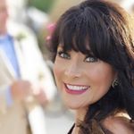 Profile Picture of Christina Carathanassis (@cbellescloset) on Instagram