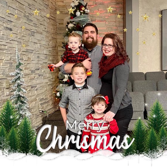 Profile Picture of Kaylene Skwarczynski (@ranee3) on Poshmark