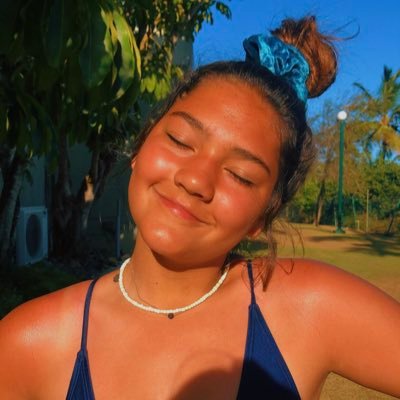 Profile Picture of Allison Larsen (@allisonslarsen) on Twitter