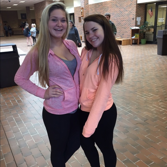 Autumn Wolf - Poshmark Profile Picture of Autumn Wolf (@autumnwolf23) on Poshmark