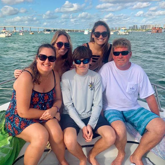 Profile Picture of Katie Bothun (@kbothun11) on Poshmark