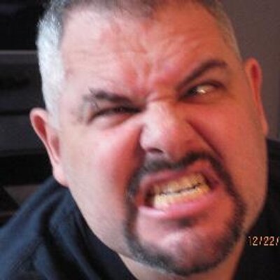 Profile Picture of Scott Spinella (@BEMEUPSCOTT) on Twitter