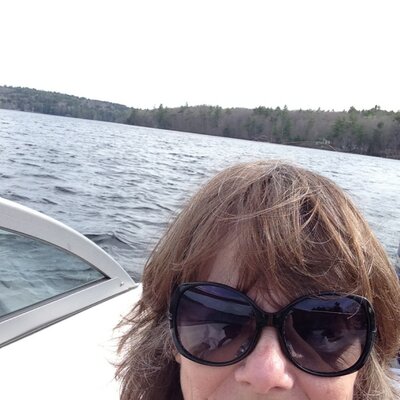 Profile Picture of Lynne Richard (@rangelynne) on Twitter