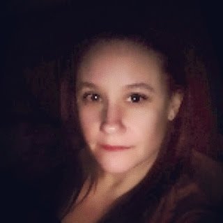 Profile Picture of Lisa (@LisaStetson12) on Twitter