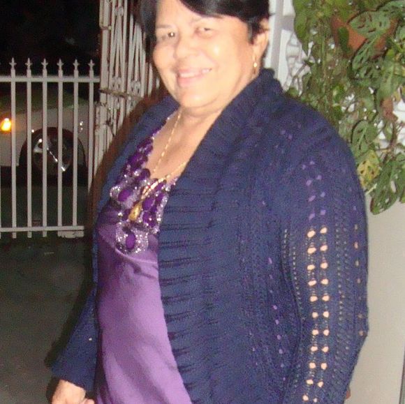 Profile Picture of Josefina Jimenez cusin (@jocelyn3108) on Poshmark