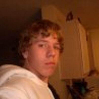 Profile Picture of Tyler Devoll (@bieberfan79) on Twitter