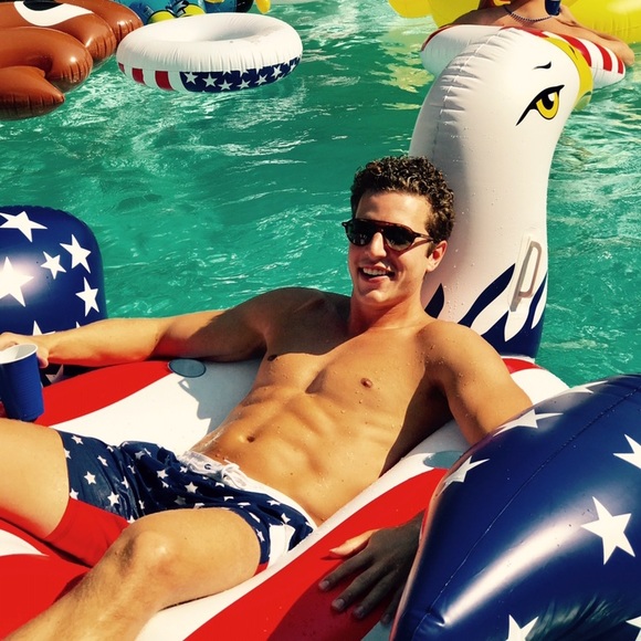 Profile Picture of Andrew Rittler (@ajrittler) on Poshmark