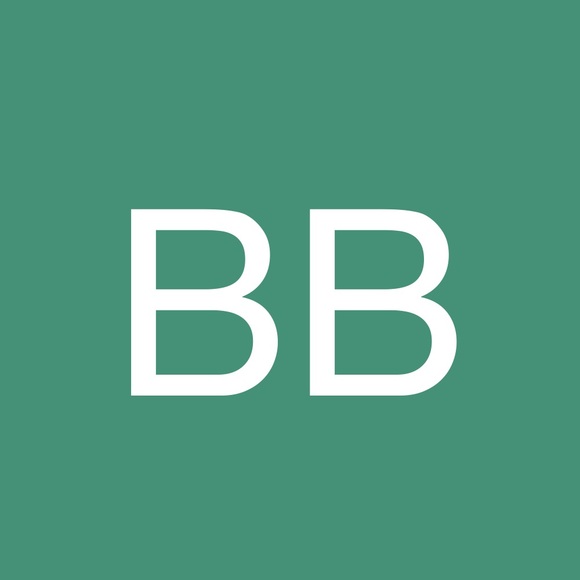 Profile Picture of Bryndan Bryndan1 (@bryndandelano62) on Poshmark