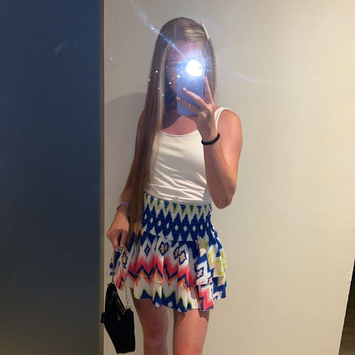 Profile Picture of ellise x (@elliseshirleyx) on Tiktok