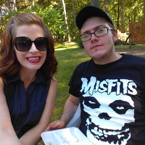 Profile Picture of Jennifer Lucas (@JennLucas1022) on Twitter