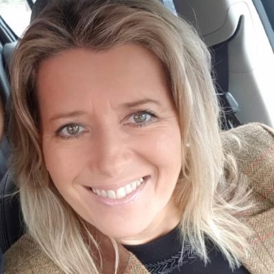 Profile Picture of Mandy Brook (@MandyBS) on Twitter