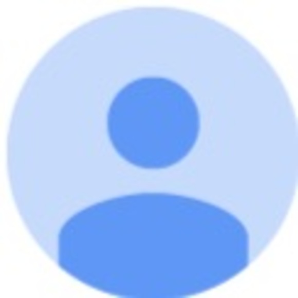 Profile Picture of Jadah Eshenaur (@eshjadah19) on Poshmark