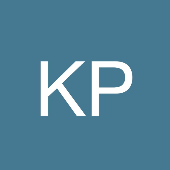 Profile Picture of Kim Pearce (@kimpearce388) on Poshmark