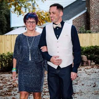 Profile Picture of Debbie McKenna (@debbie.mckenna05) on Instagram