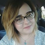 Profile Picture of Allison Rathgeber (@themiddlerath) on Instagram