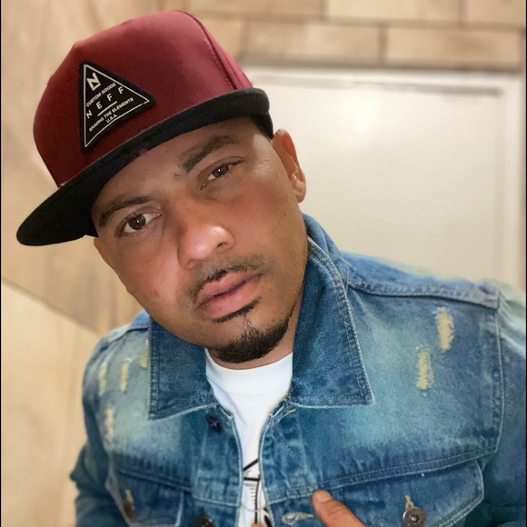 Profile Picture of Tony rey Alfonso (@tonyrey23s) on Poshmark