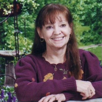 Profile Picture of Carol Marrs Phipps (@Car01am) on Twitter