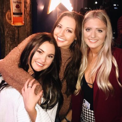 Profile Picture of Jessica Vaughn (@jessicavaughn_) on Twitter