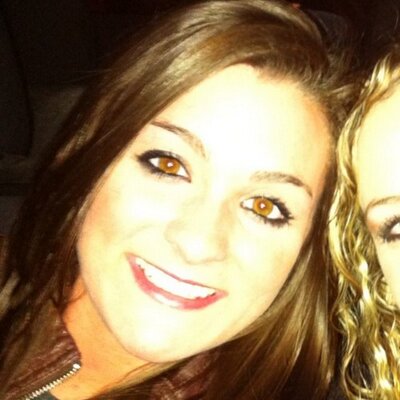 Profile Picture of Whitney Weir (@w_whitneyy) on Twitter