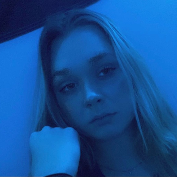 Profile Picture of Macy Hudzik (@macyjulian) on Poshmark