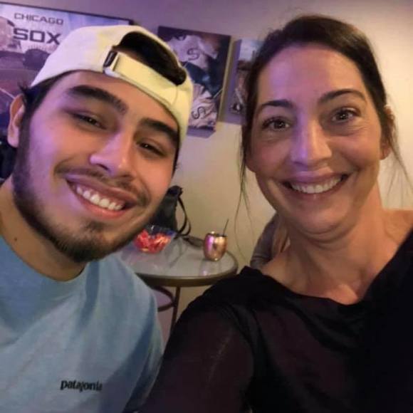 Profile Picture of Andrew Vidales (@chicagocubs256) on Poshmark