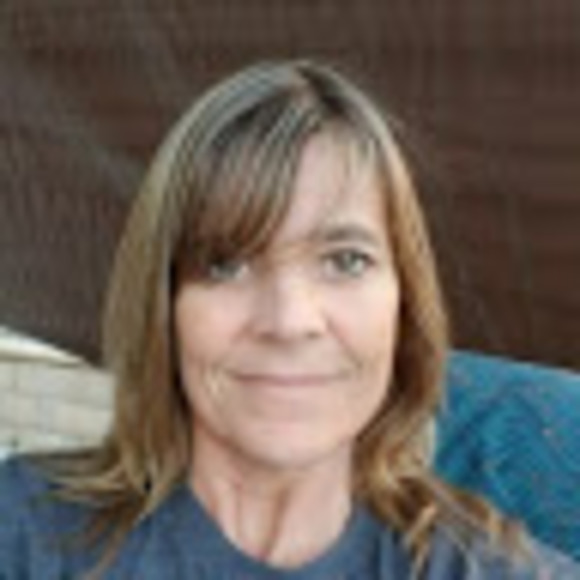 Profile Picture of Tracee Fajt (@traceem1) on Poshmark