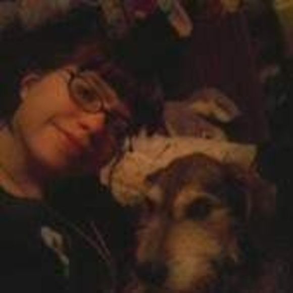 Profile Picture of Roseanne Short (@rosesnag61) on Poshmark