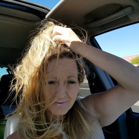 Profile Picture of Holli Hevle (@misshollihbomb) on Poshmark