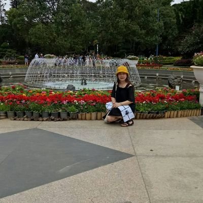 Profile Picture of Nguyễn Y Lan (@NguynYLan1) on Twitter