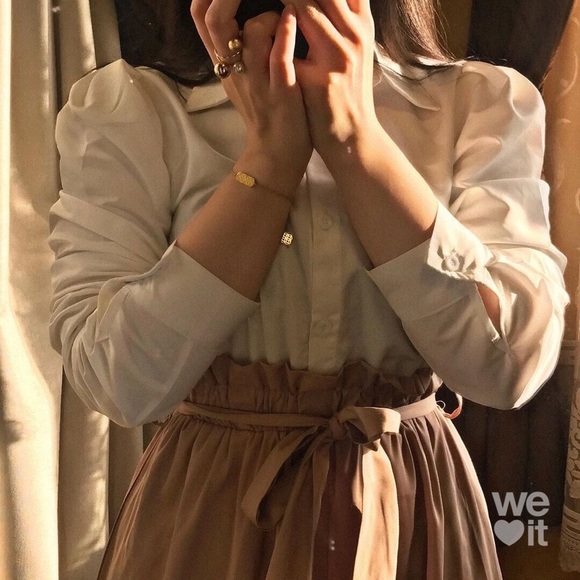 Profile Picture of Shahd Aljahmi (@shodi102) on Poshmark