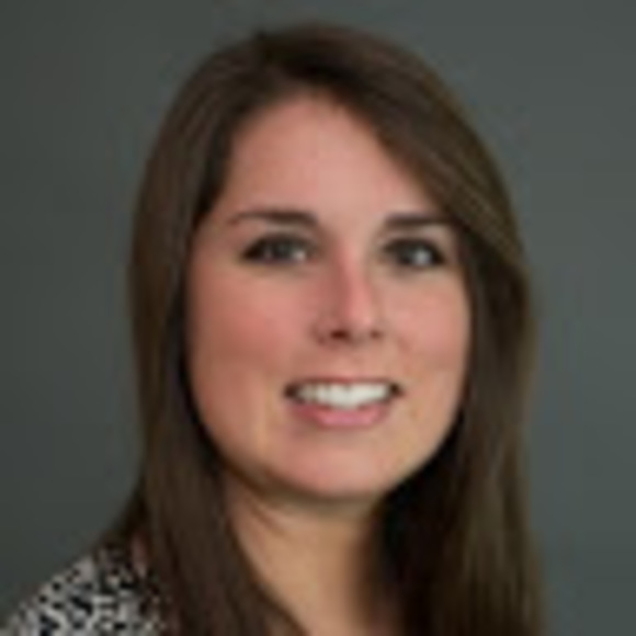 Profile Picture of Amanda Zurad (@mandz4) on Poshmark