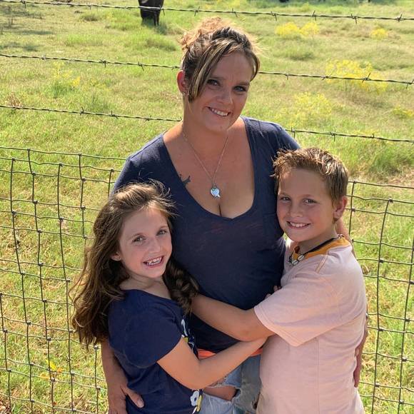 Profile Picture of Tonya Pogue (@poguetonya26) on Poshmark