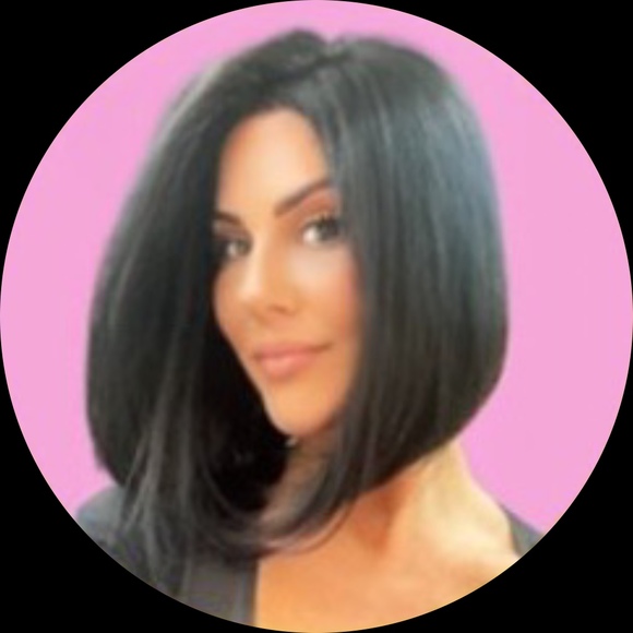 Profile Picture of Darlene (doll) Devries (@dressedupdolls) on Poshmark