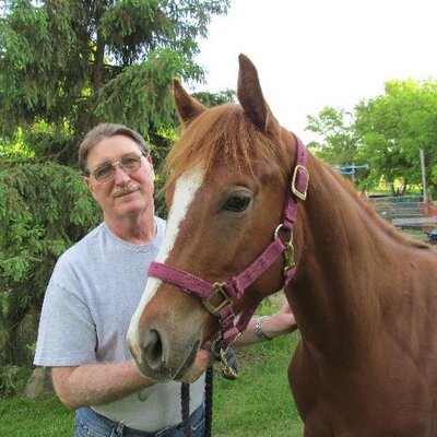 Profile Picture of Richard  Rogozinski (@rbrogohawkC130) on Twitter