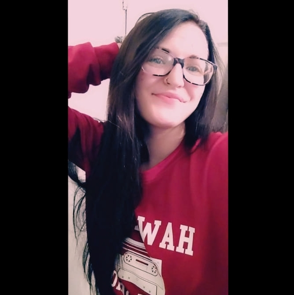 Profile Picture of Hayley Cusumano (@hayisforhorses_) on Poshmark
