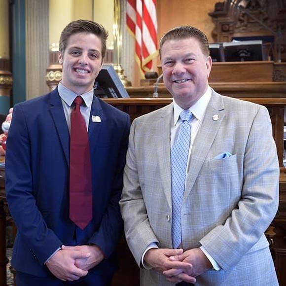 Profile Picture of Matthew Hutnick (@matthewhutnick) on Poshmark