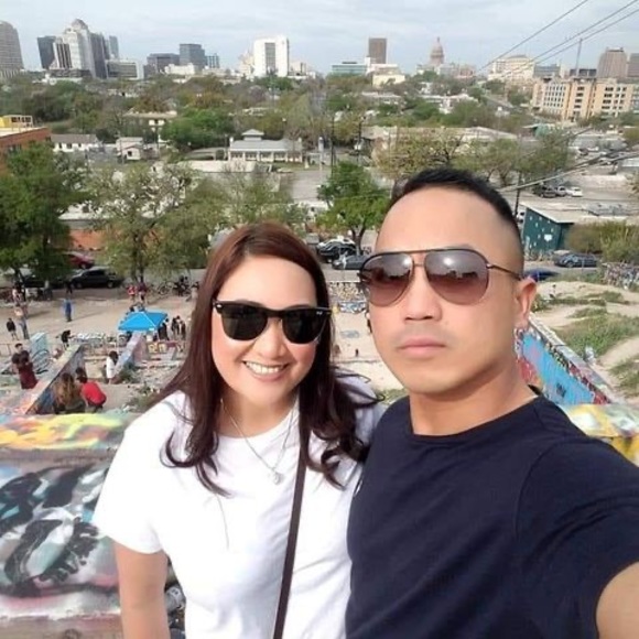 Profile Picture of Daniel Du (@danieldu79) on Poshmark