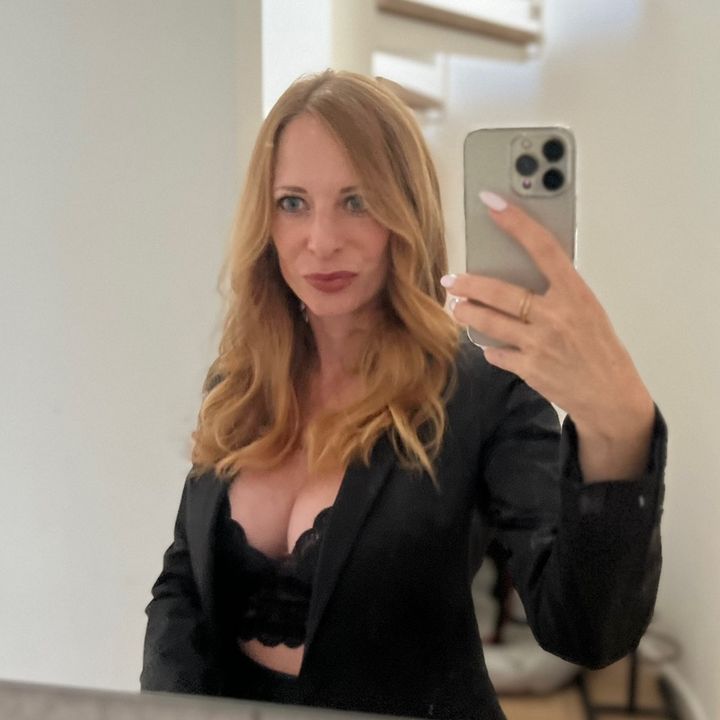 Profile Picture of Jasmin C. (@jasminchow02) on Tiktok