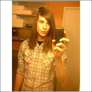 Profile Picture of Devin East (@devin_is_dellas_bffl) on Myspace