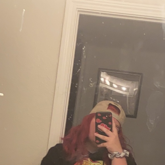 Profile Picture of Haley Heppell (@xxhaley07xx) on Poshmark