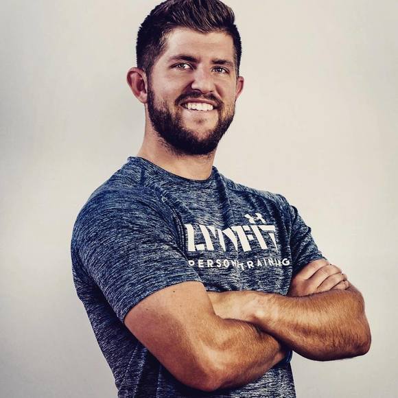 Profile Picture of Trevor Pentola (@pentolat) on Poshmark