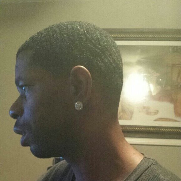 Profile Picture of Brandon Thompkins (@brandonstyles) on Poshmark