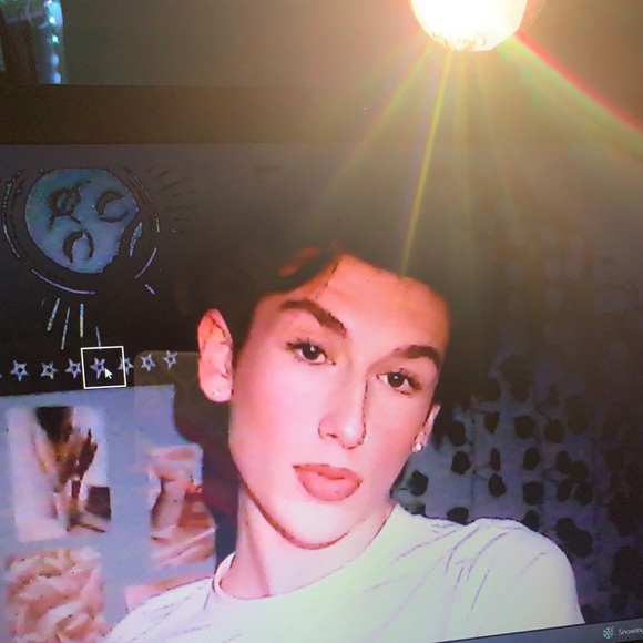 Profile Picture of Mason Desousa (@mason_desousa) on Poshmark