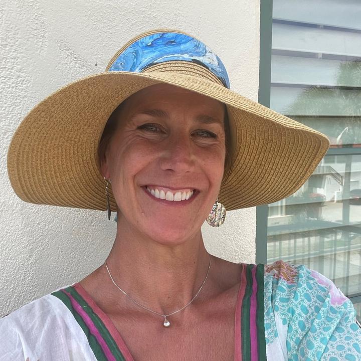 Profile Picture of Robin Weston75 (@robinweston4) on Tiktok