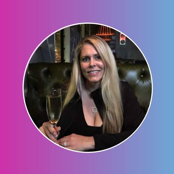 Profile Picture of Stacie Sandoval (@stacecadet11) on Poshmark