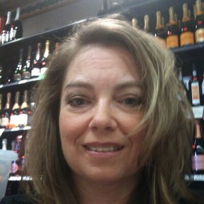 Profile Picture of Lucianne Leighton (@Lucia027) on Twitter