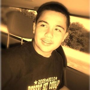 Profile Picture of Andrew Vera (@andrew.vera99) on Myspace
