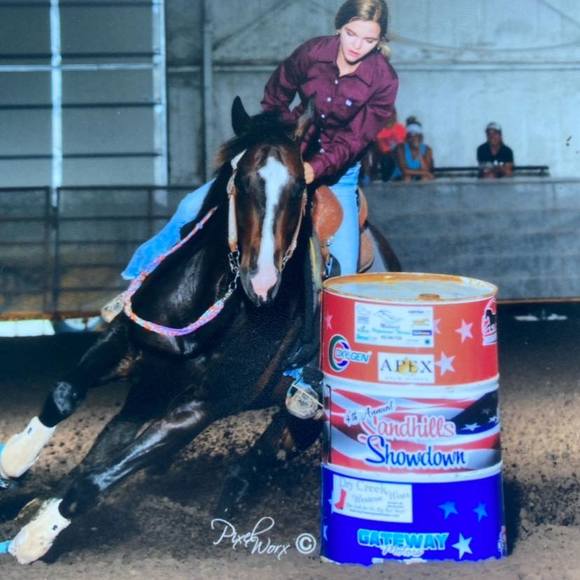 Profile Picture of Kaylee Fleharty (@kayleefleharty) on Poshmark